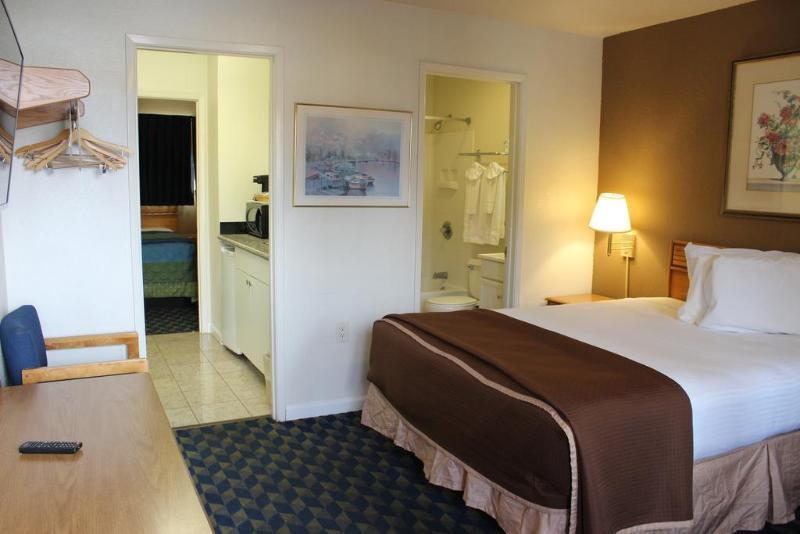 Hotel Surestay By Western Monterey