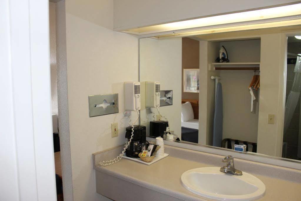 Surestay By Western Monterey Hotel Seaside