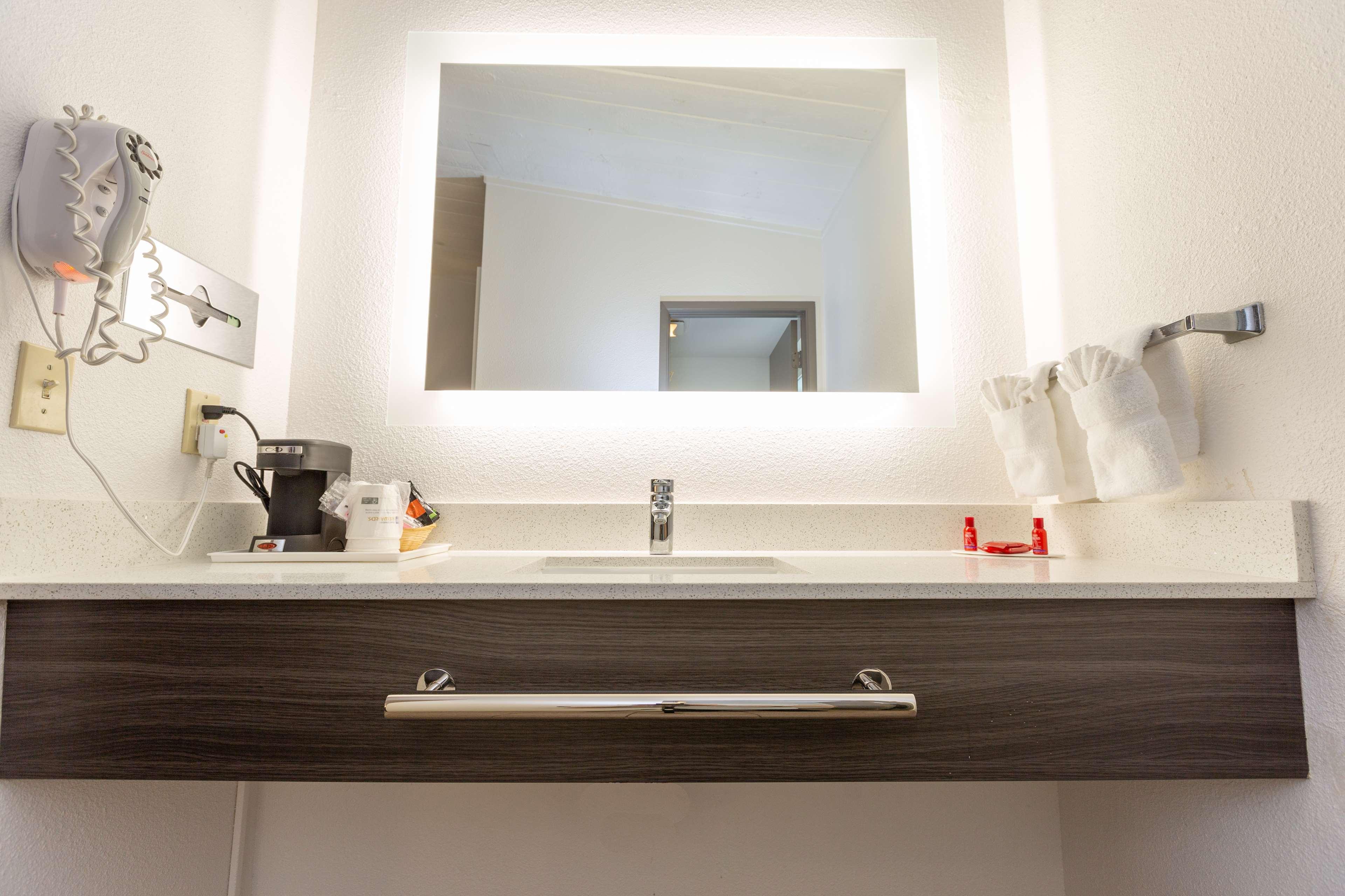 Hotel Surestay By Western Monterey 3*