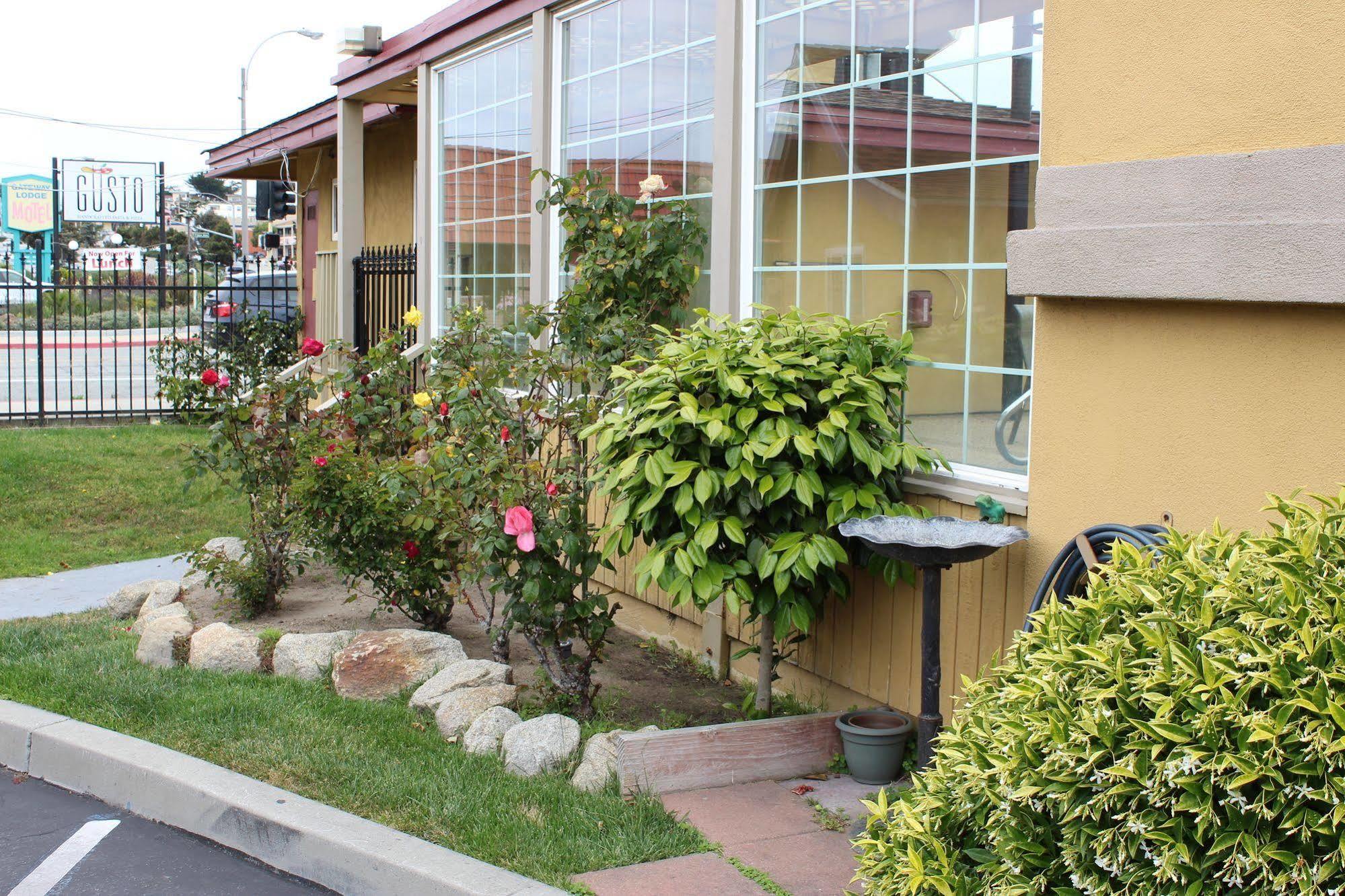 Surestay By Western Monterey Hotel